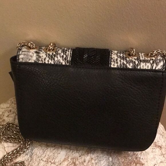 NWT INC concepts faux leather crossbody blk/white - Picture 7 of 7